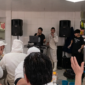 Actividades sorpresa para empleados con música en vivo